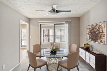 Model Dining Room - Photo Gallery 4