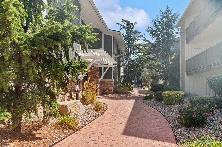 Community Leasing Office & Landscape at Monaco Apartments in Salt Lake City, UT.