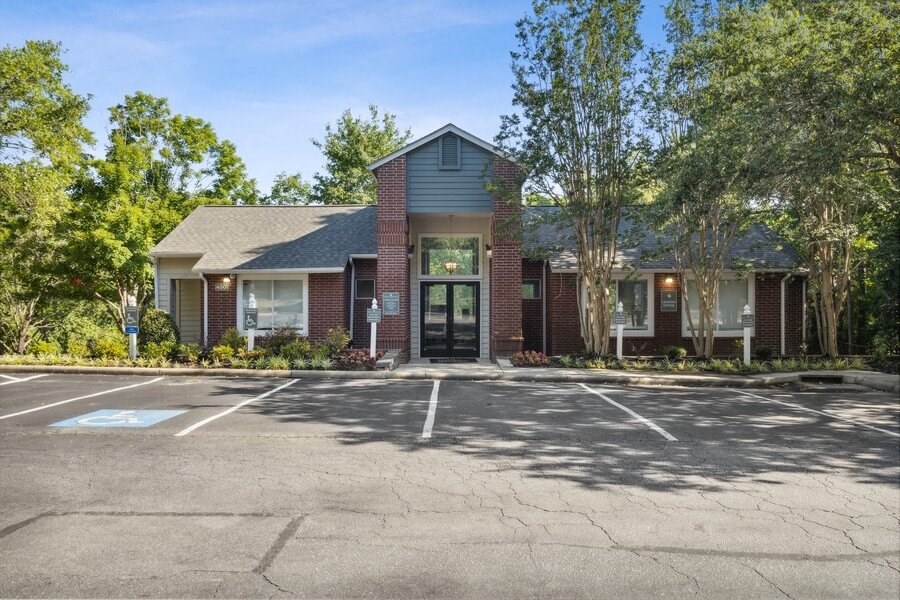Clubhouse front entrance and parking lot