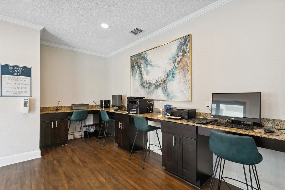 Computer station at Retreat at Crosstown Apartments