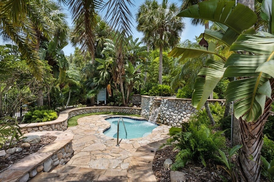 Swimming pool courtyard