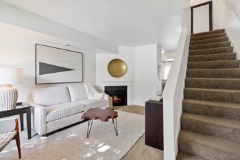 Model living room and stairs - Photo Gallery 3