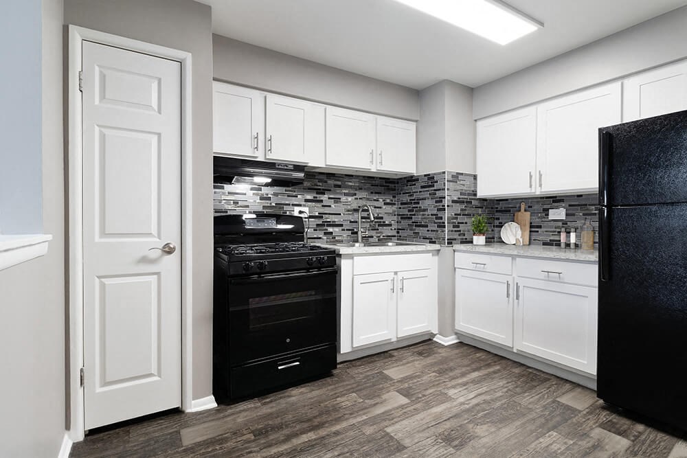 Midpointe Apartments, 4050 W 115th St, Chicago, IL RentCafe