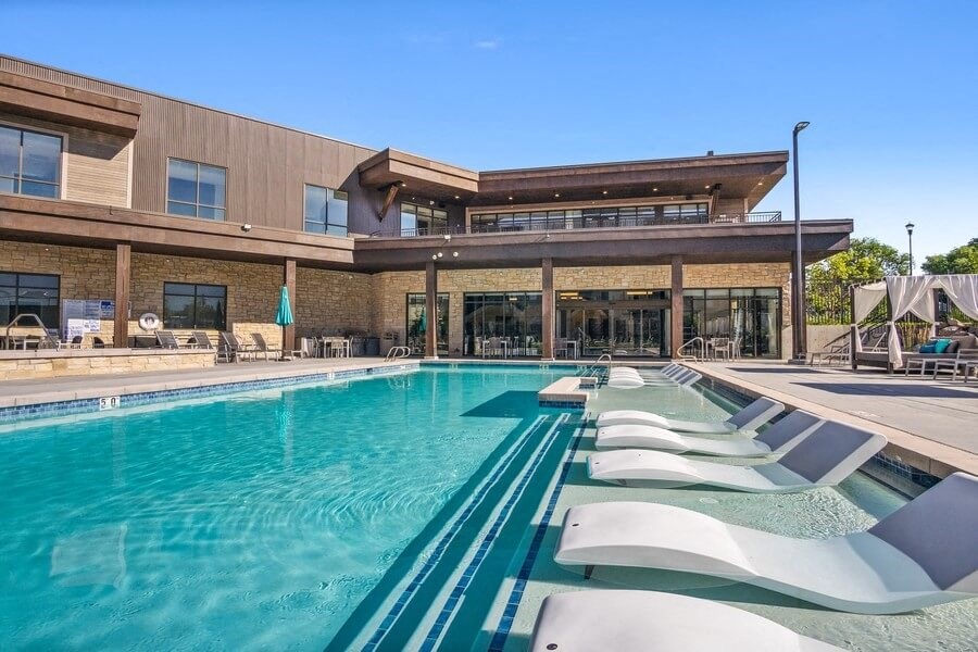 In pool lounge chairs