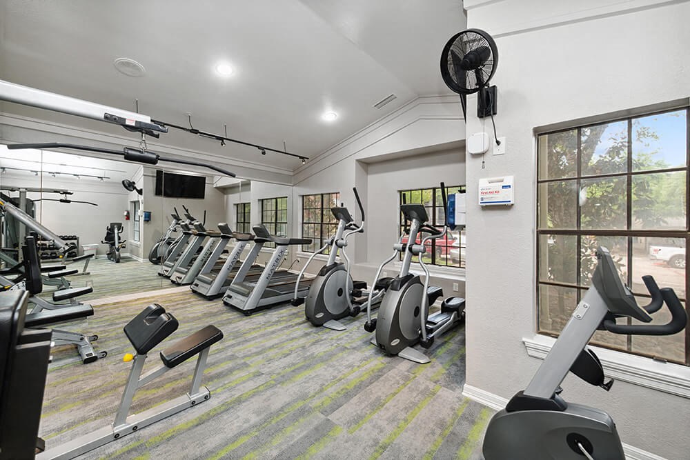 Heatherstone Apartment Homes