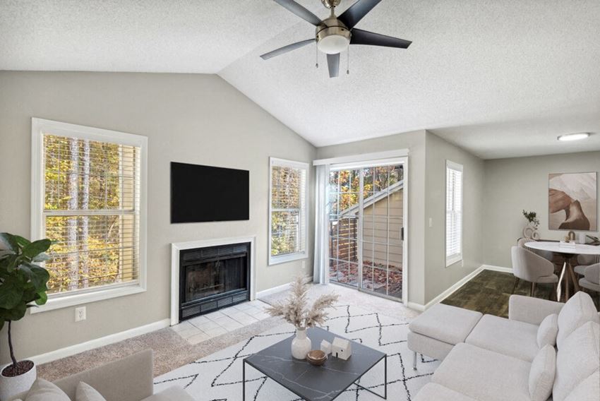 Model apartment living room - Photo Gallery 1