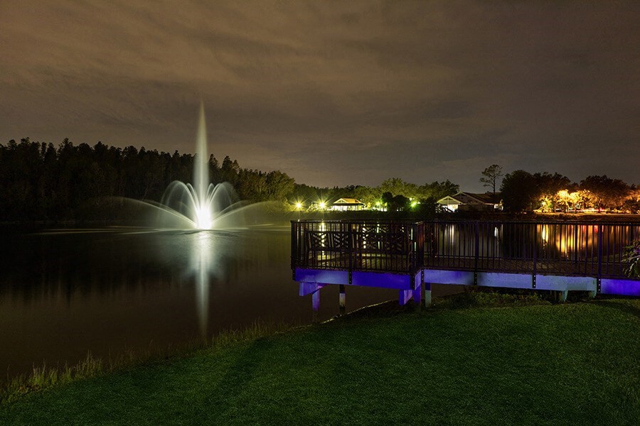 Community Fountain and Deck at Vinings at Hunter's Green Apartments in Tampa, FL.