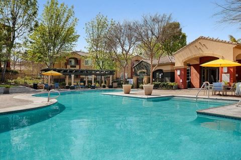 Swimming pool at Reserve at Rancho Apartments