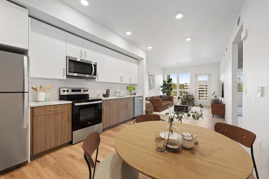 Model dining are in kitchen