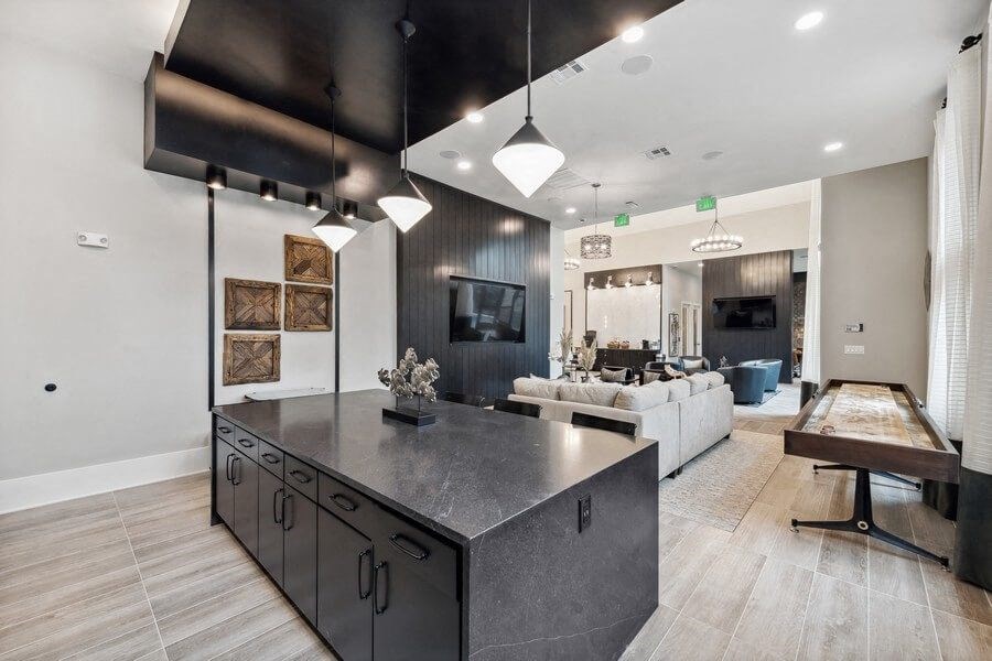 Community kitchen island bar