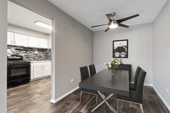 Model dining room and kitchen - Photo Gallery 3