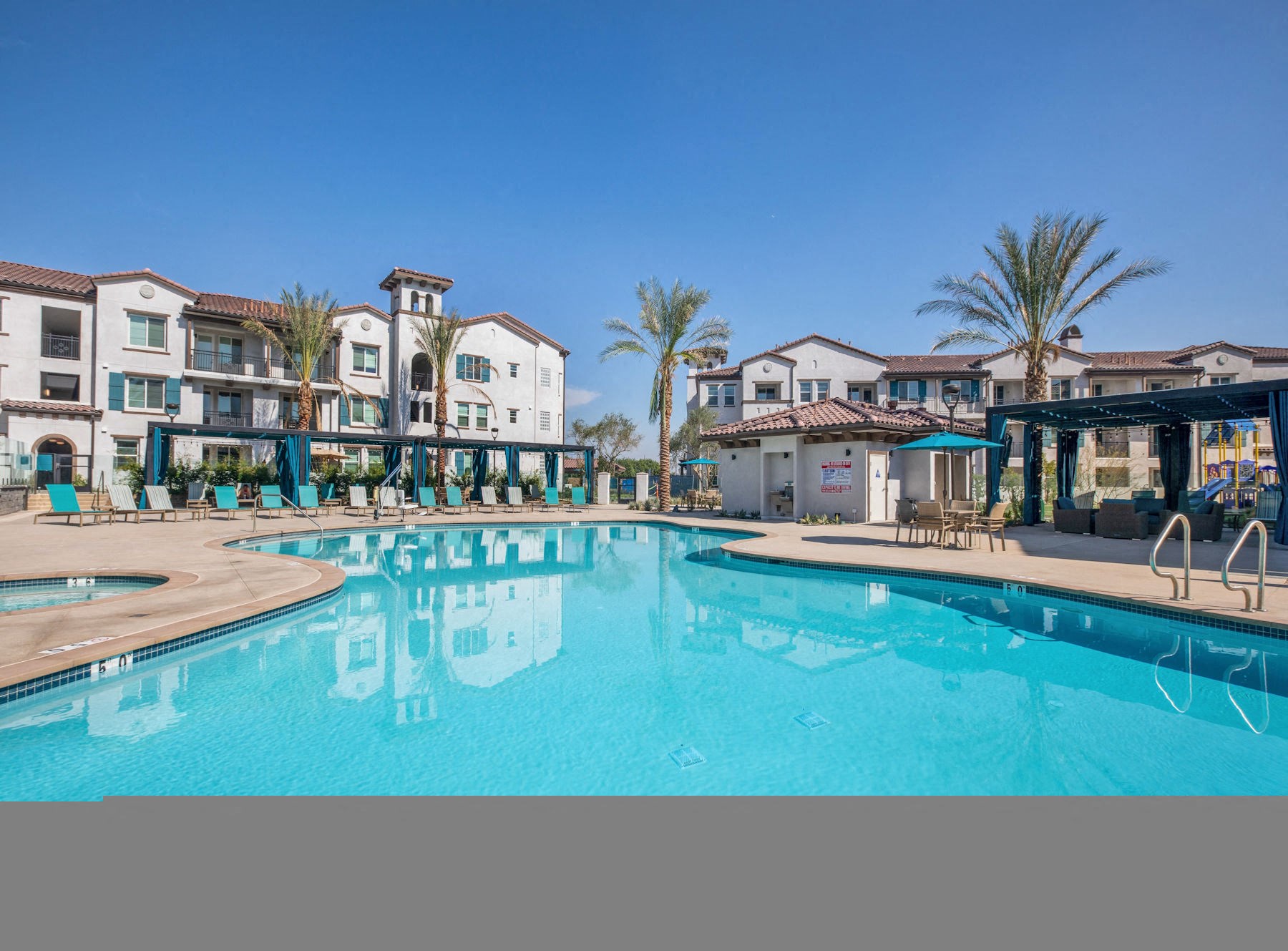 The Crossings Of Chino Hills Apartments, 15101 Fairfield Ranch Rd