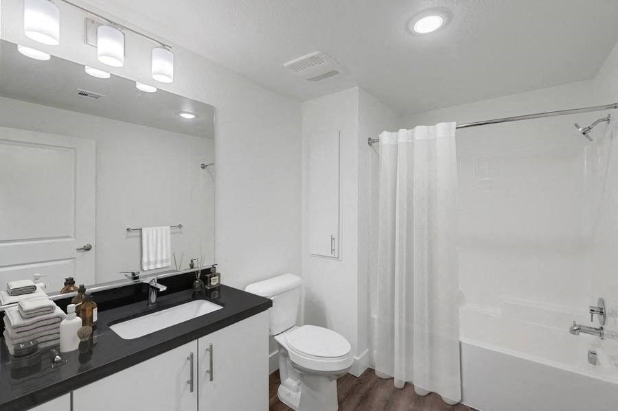 Vernola Marketplace BRANDNEW LUXURY APARTMENTS, 6770 Pats Ranch Road