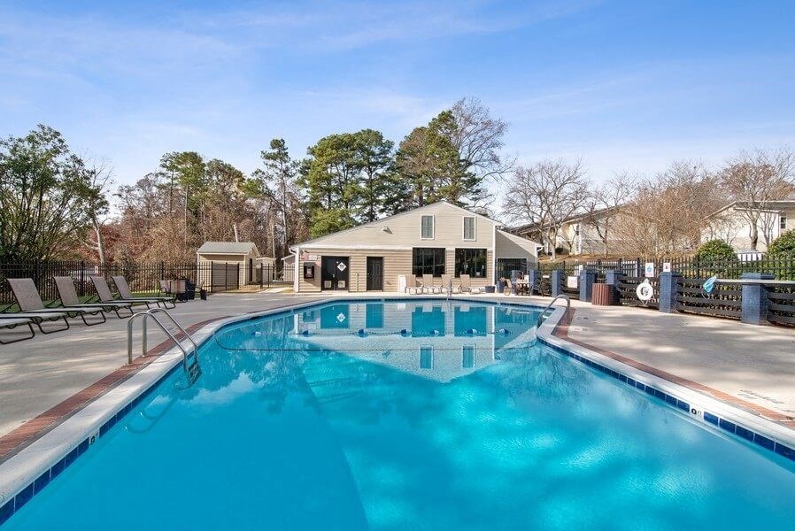 Swimming pool and pool deck