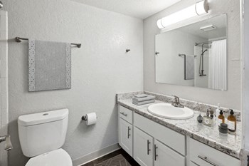 Model bathroom - Photo Gallery 5