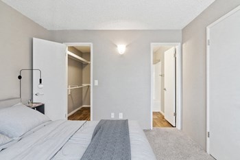 Model master bedroom - Photo Gallery 4