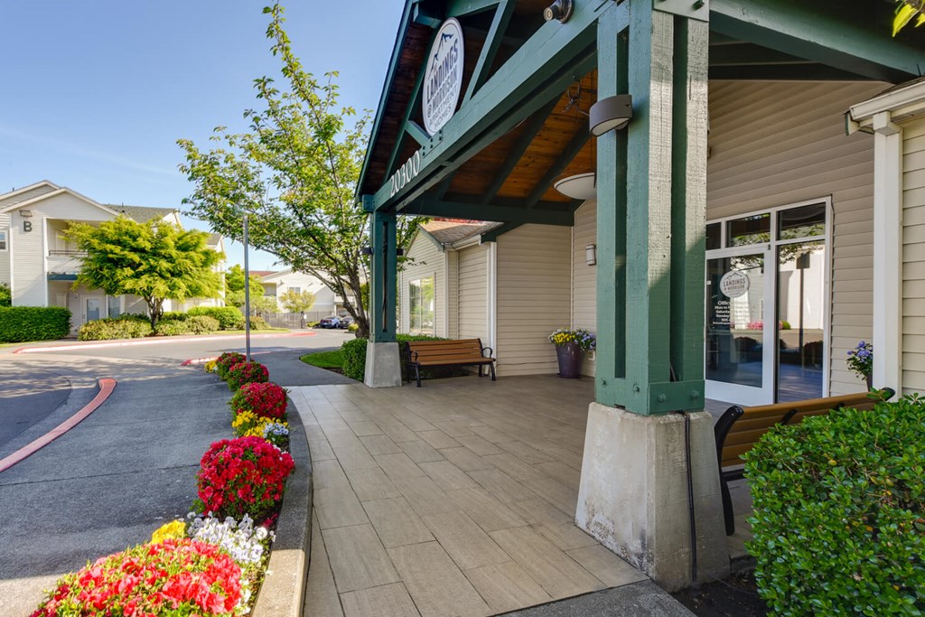 Community Clubhouse Front Entrance at Landings at Morrison Apartments located in Gresham, OR.