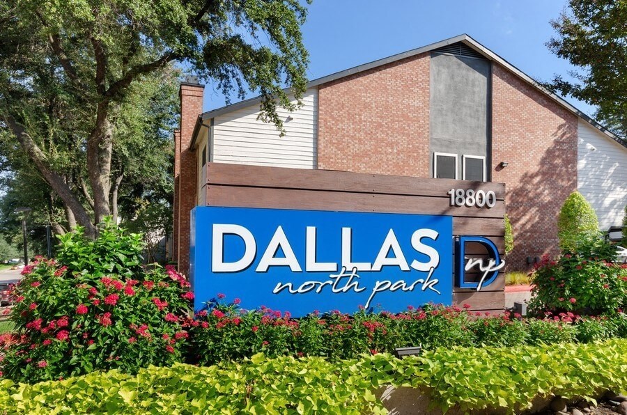 Property entrance sign