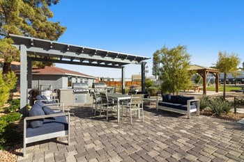 Poolside BBQ area and fire pit - Photo Gallery 14