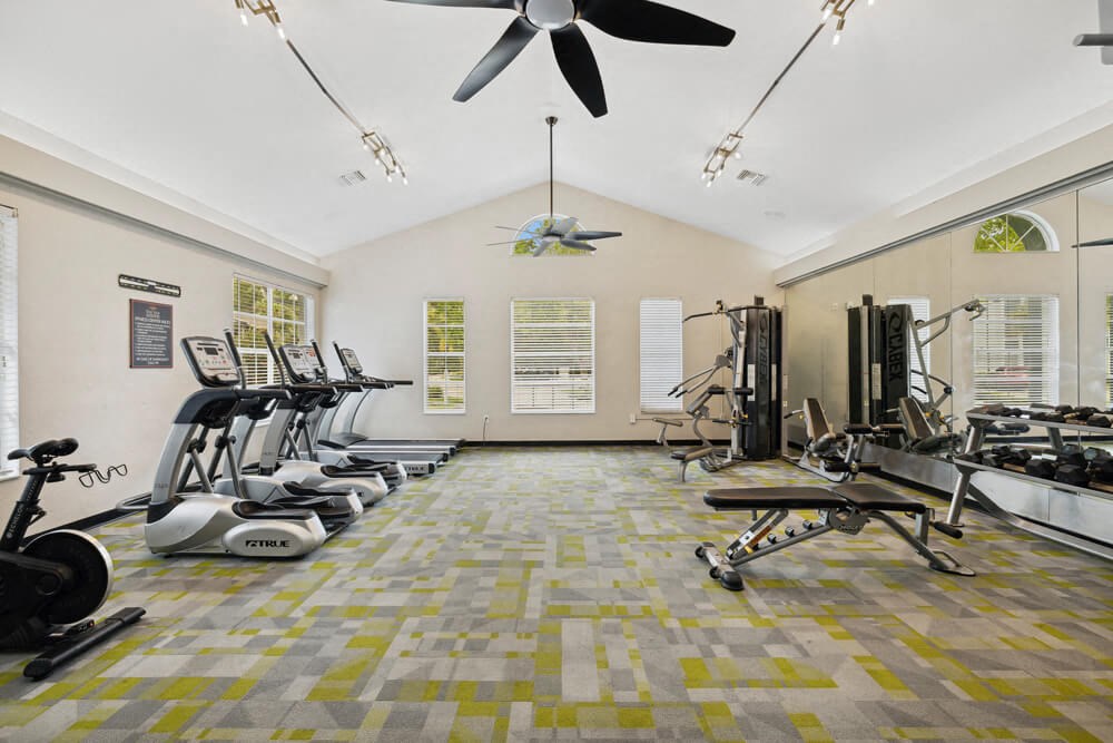 Fitness center at Vue at Baymeadows Apartments in Jacksonville, Florida