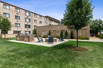 Firepit and lounge area