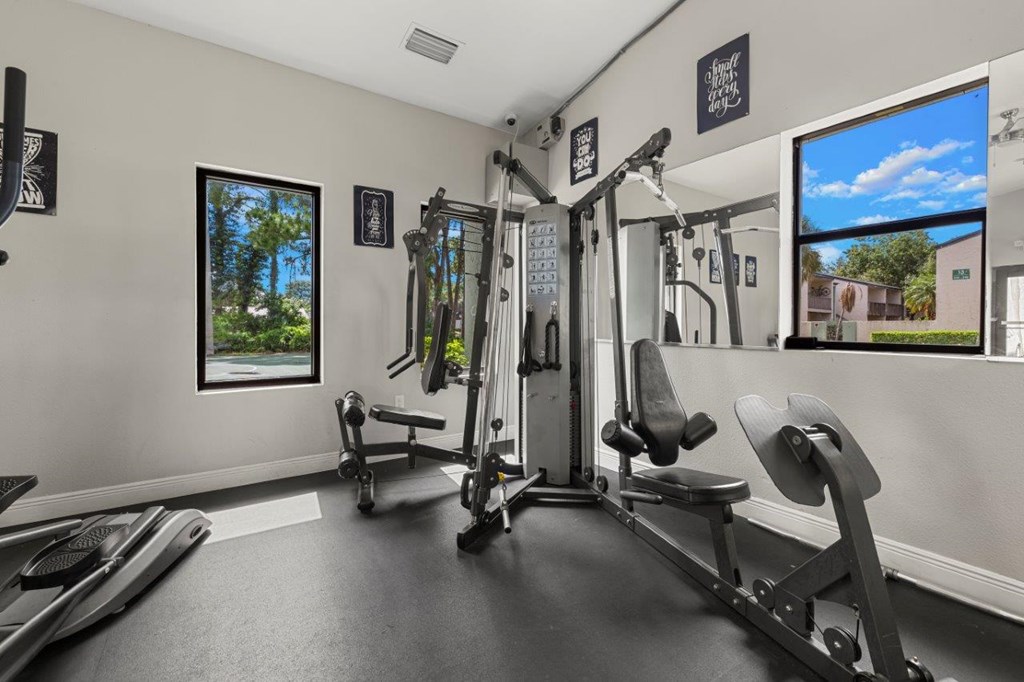 Fitness center at Oasis at Bayside Apartments in Largo, FL