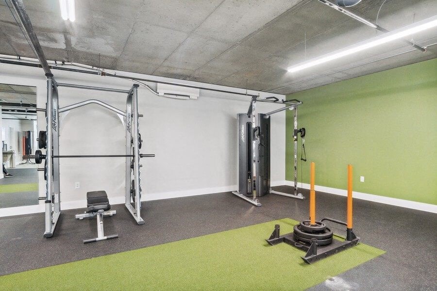 Fitness center with state-of-the-art machines