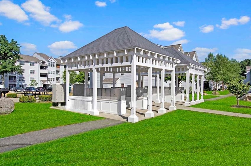 Commons At Haynes Farm Apartments, 100 Arbor Drive, Shrewsbury, MA