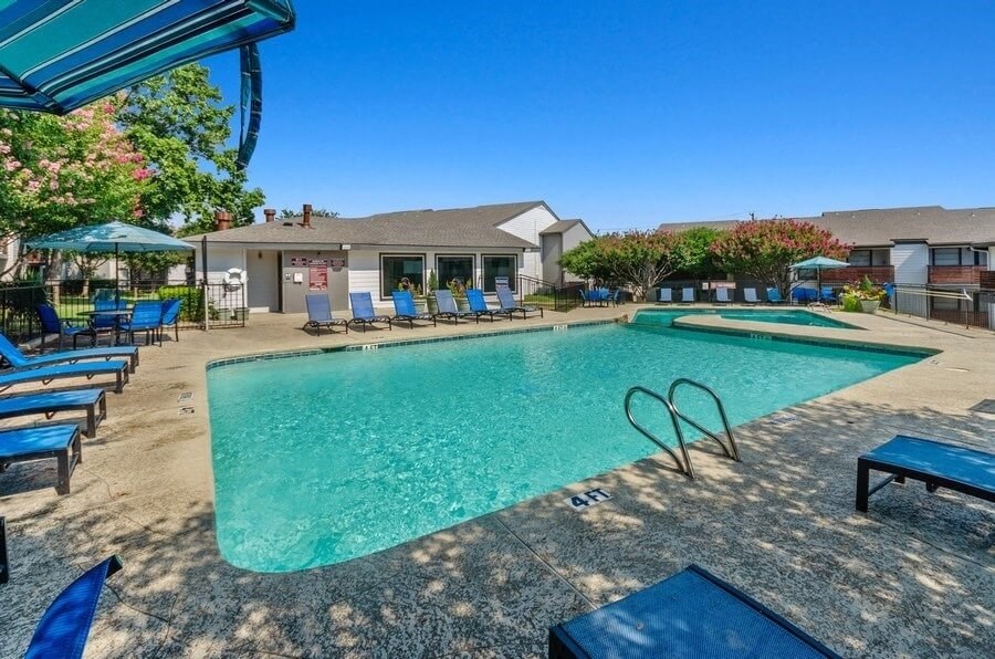 Resort style swimming pool