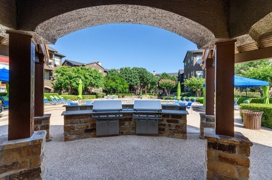 Community BBQ area at Hidden Creek, Lewisville, 75077