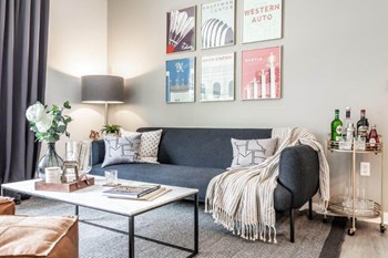 Model living room space - Photo Gallery 3