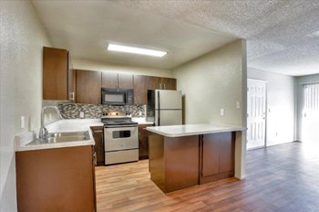 Model kitchen extra cabinet space - Photo Gallery 6