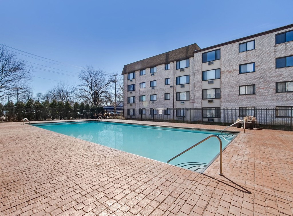Midpointe Apartments, 4050 W 115th St, Chicago, IL RentCafe