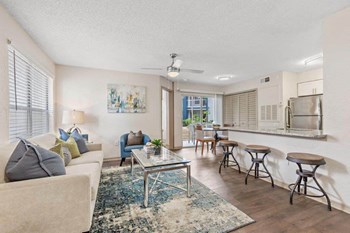 Model living room and bar - Photo Gallery 2