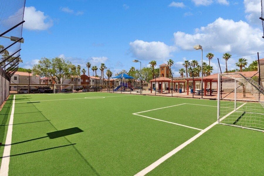 tennis court at the villas at falling waters townhomes in west omaha ne