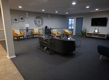Clubhouse lounge area - Photo Gallery 4