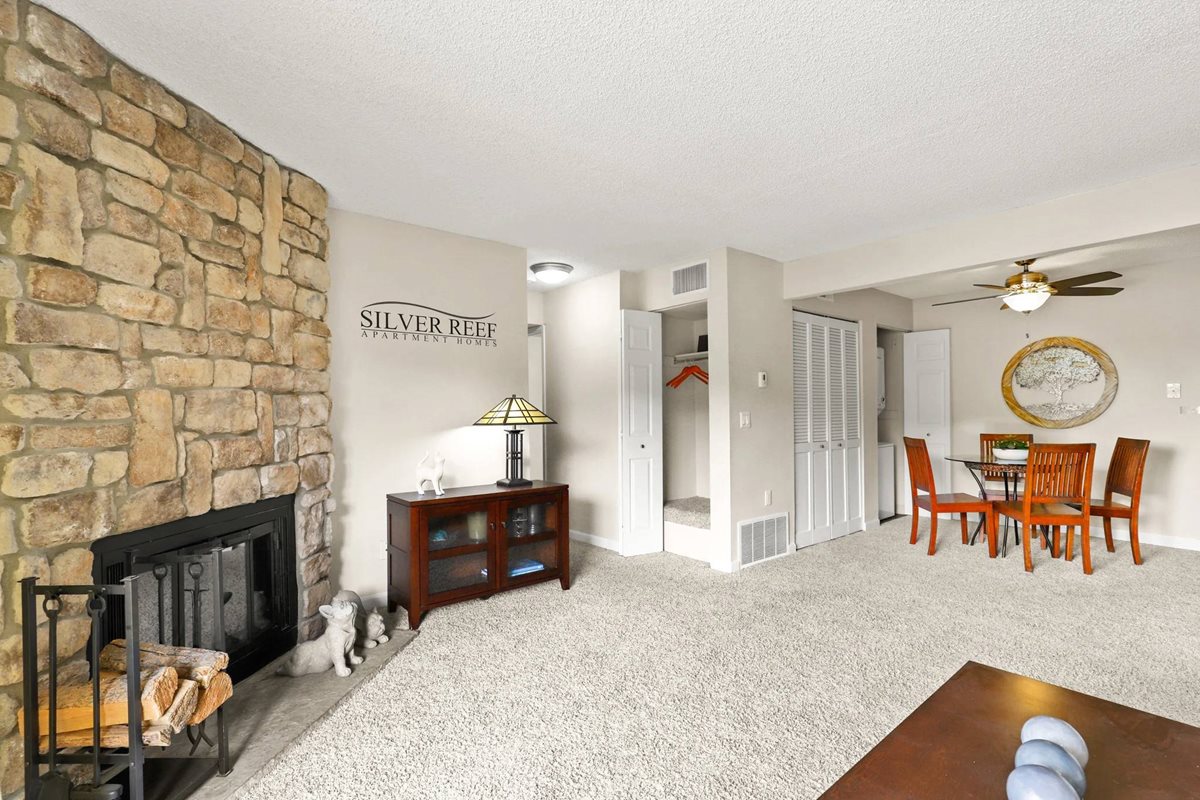 Silver Reef Apartments