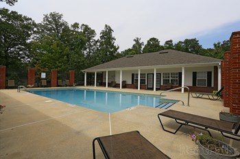 741 15th Court NW 1-3 Beds Apartment, Affordable for Rent - Photo Gallery 3