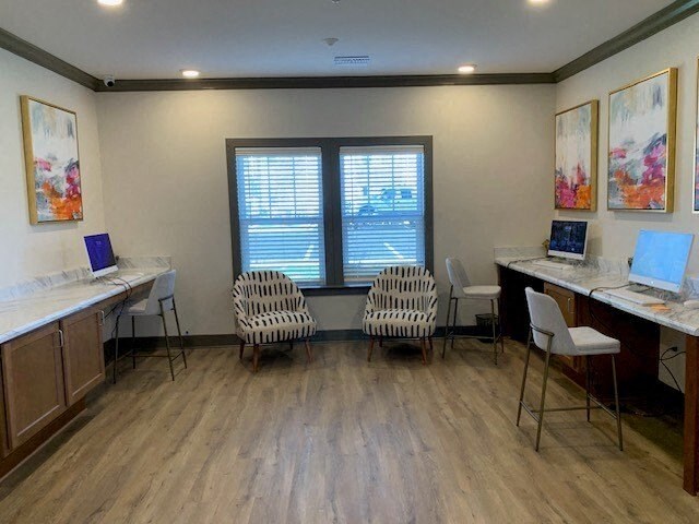 Business Center at Arbours at Crestveiw, Florida, 32539