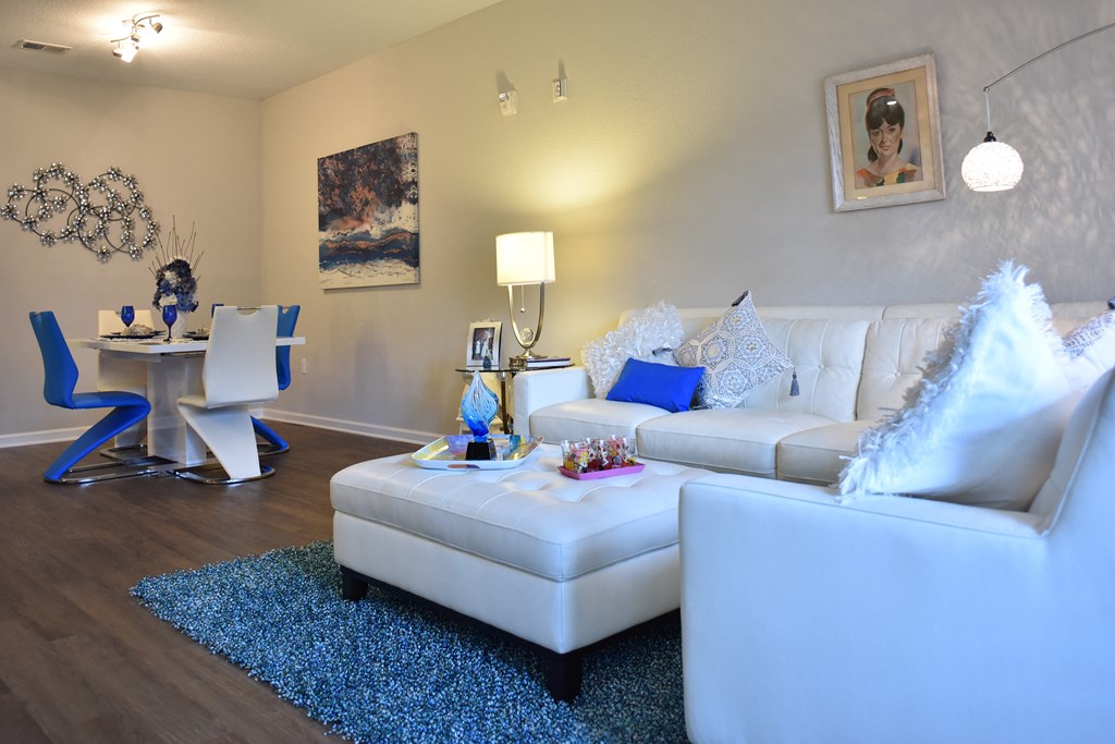 Modern Seating at Arbours at Crown Point, Ocoee, FL