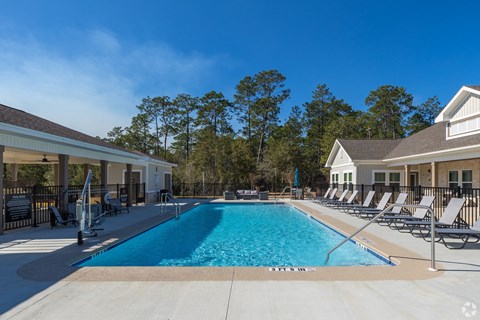 Pool at Arbours at Crestveiw, Crestview, FL