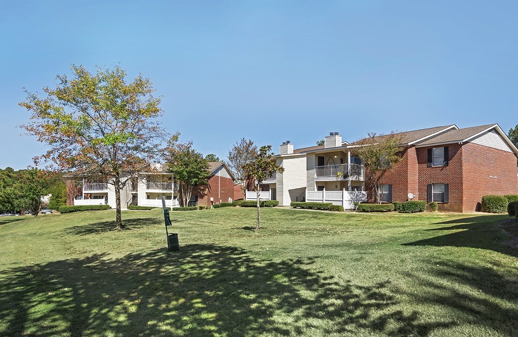 Arbors at Natchez Trace Exterior