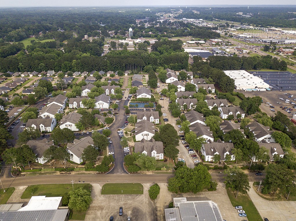 Aerial view1 at Crosswinds Apartments, Pearl, MS, 39208
