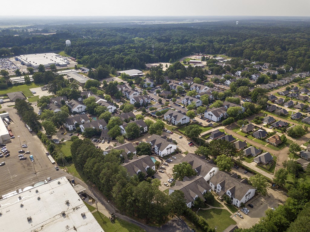 Crosswinds Aerial at Crosswinds Apartments, Mississippi, 39208
