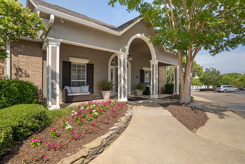 Entry at Crosswinds Apartments, Mississippi