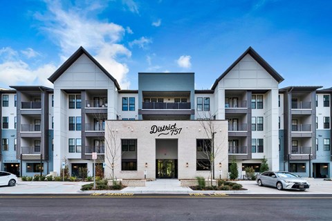 6163 Kempsville Circle Studio-3 Beds Apartment for Rent