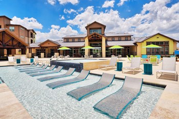 Estraya Pool - Photo Gallery 3