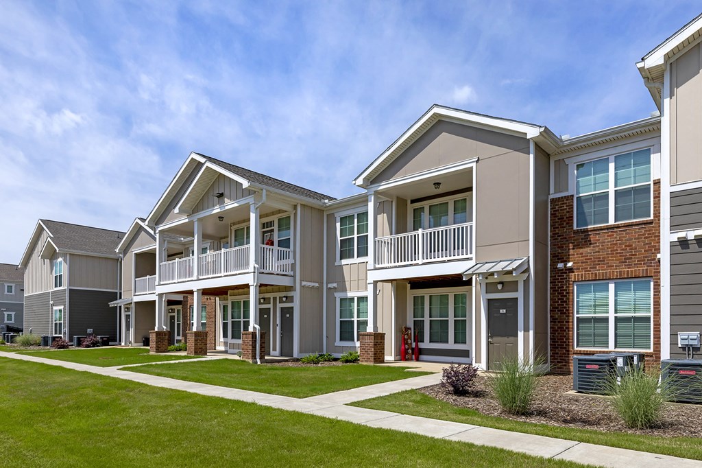 Building Exterior at The Villas at Germantown, Memphis