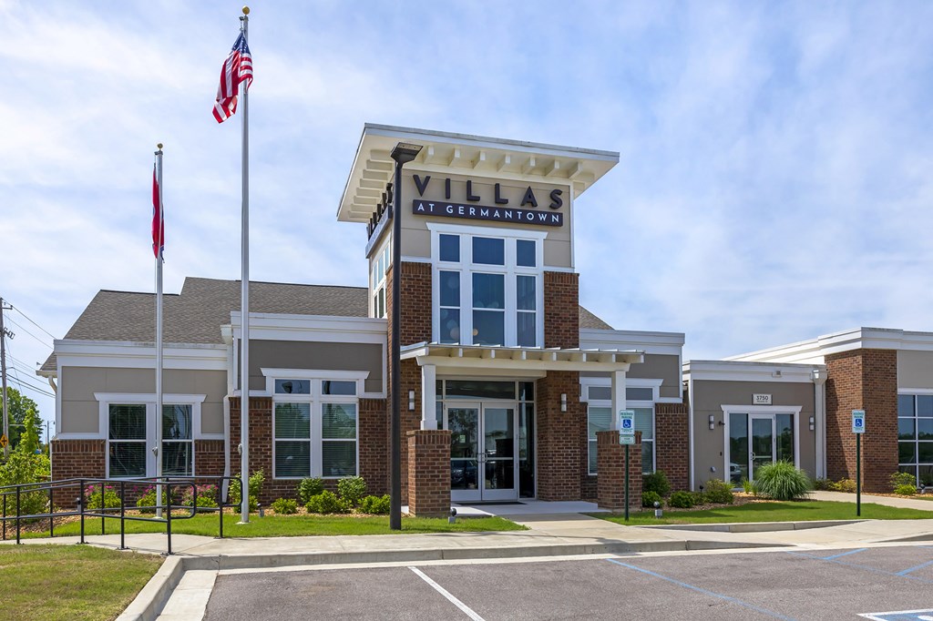 Exterior View at The Villas at Germantown, Memphis, TN, 38125