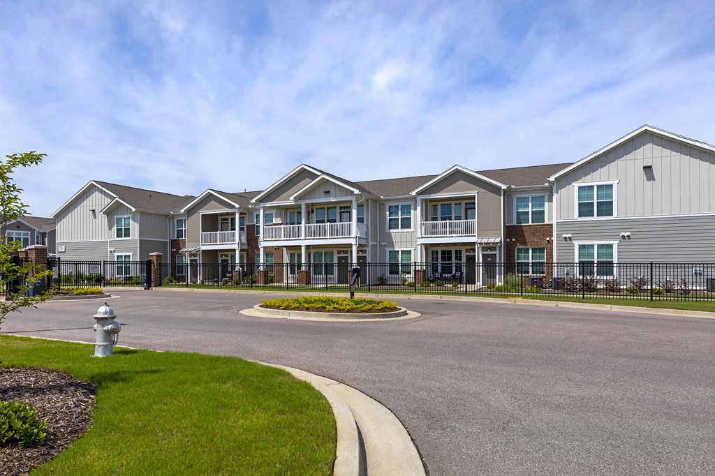 Exterior  at The Villas at Germantown, Memphis, 38125